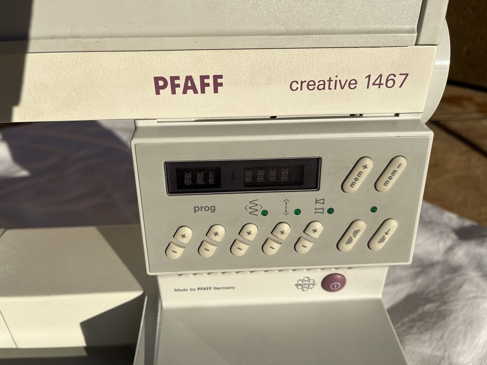 PFAFF machine &agrave; Coudre cr&eacute;ative 1467 Electromnager