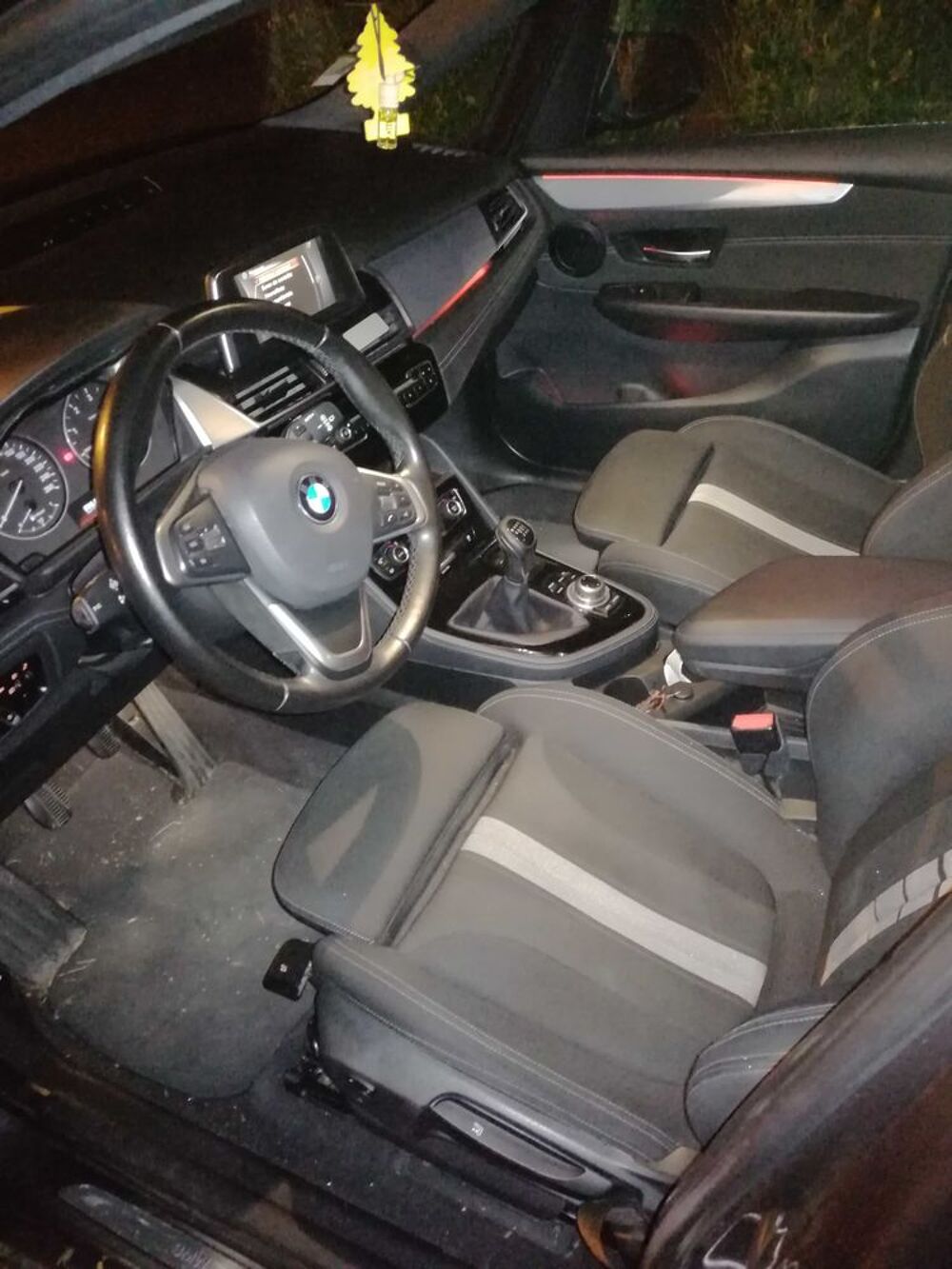 Serie 2 Gran Tourer 216d 116 ch Business 2015 occasion 76120 Le Grand-Quevilly