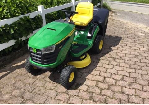 Tondeuse micro tracteur John Deere X147 R 4500 Cast (29)