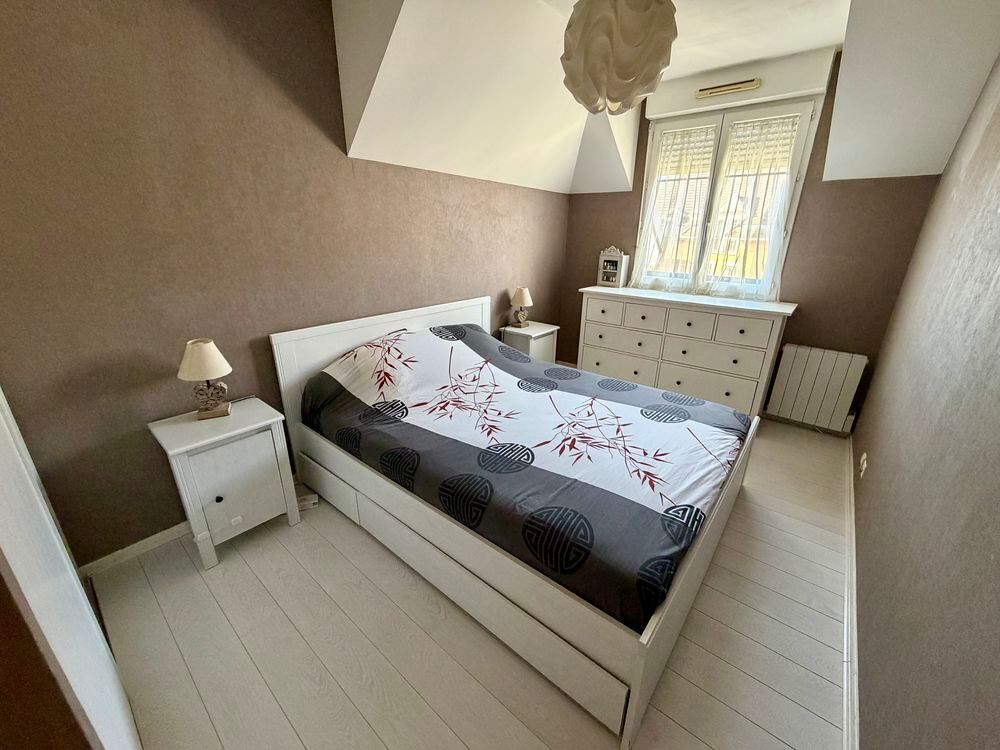 Vente Appartement Appartement 4 pièces 88m² Dernier étage Terrasse 22m Émerainville