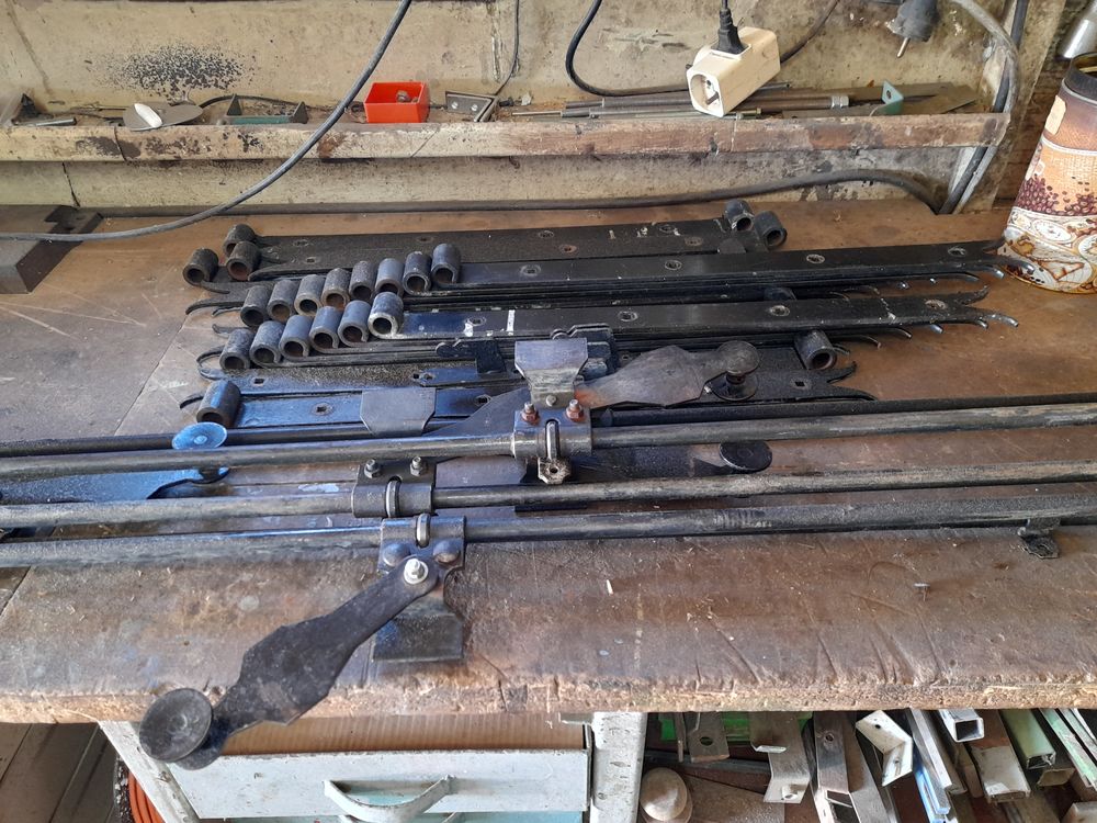 ferrures de volets Bricolage