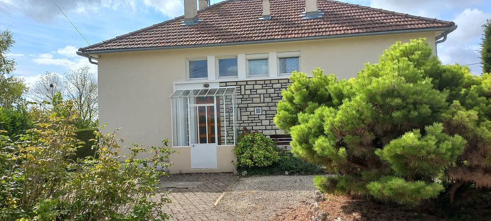Maison 6 pièces 95 m² · à Lézinnes · 95 m² · 125 000 €