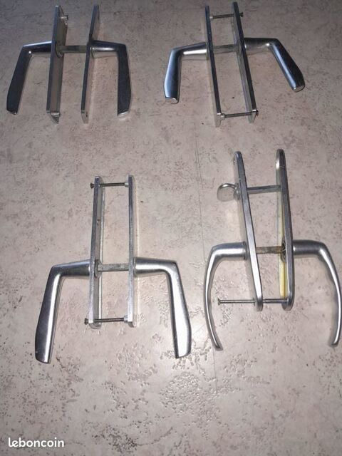 ensemble 4 poignes  15 Enghien-les-Bains (95)