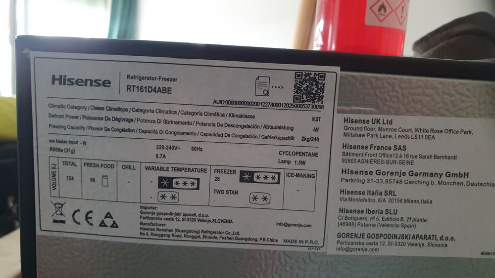 R&eacute;frig&eacute;rateur 2 portes HISENSE RT161D4ABE 124 Litres Electroménager