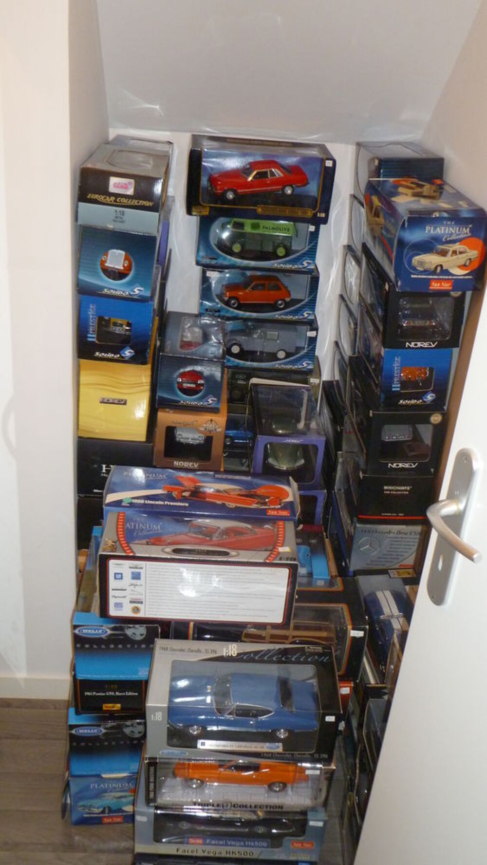 recherche lot de voiture miniature 