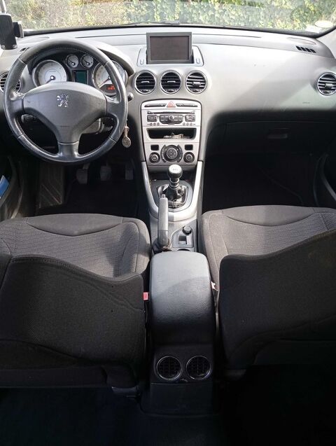 Peugeot 308 sw 1.6 HDi 112ch FAP BVM6 Navteq