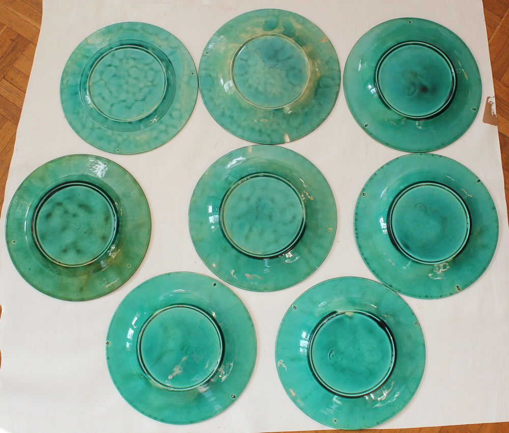 Assiettes &agrave; dessert Fa&iuml;ence de RUBELLES fin XIX eme Cuisine