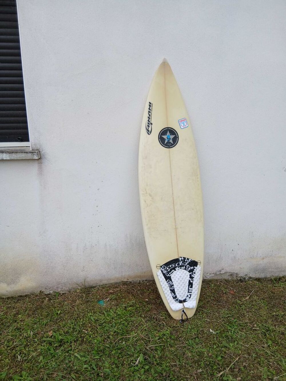 planche de surf fish short board la taille 6'0" Sports