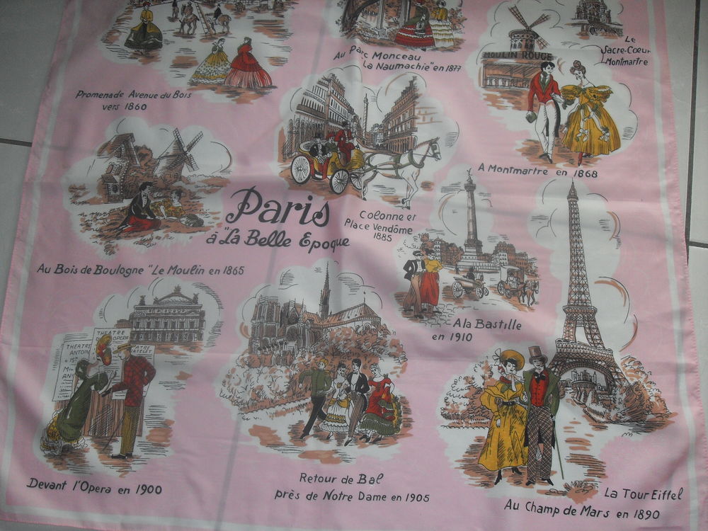 Foulard de collection (Paris) Vêtements