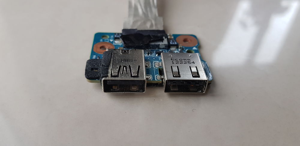 Ports USB 50.4ST03.001, HP dv6 7060sf Matériel informatique