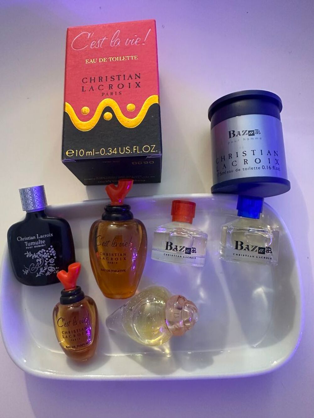 Lot de 100 miniatures de parfum de grandes marques 