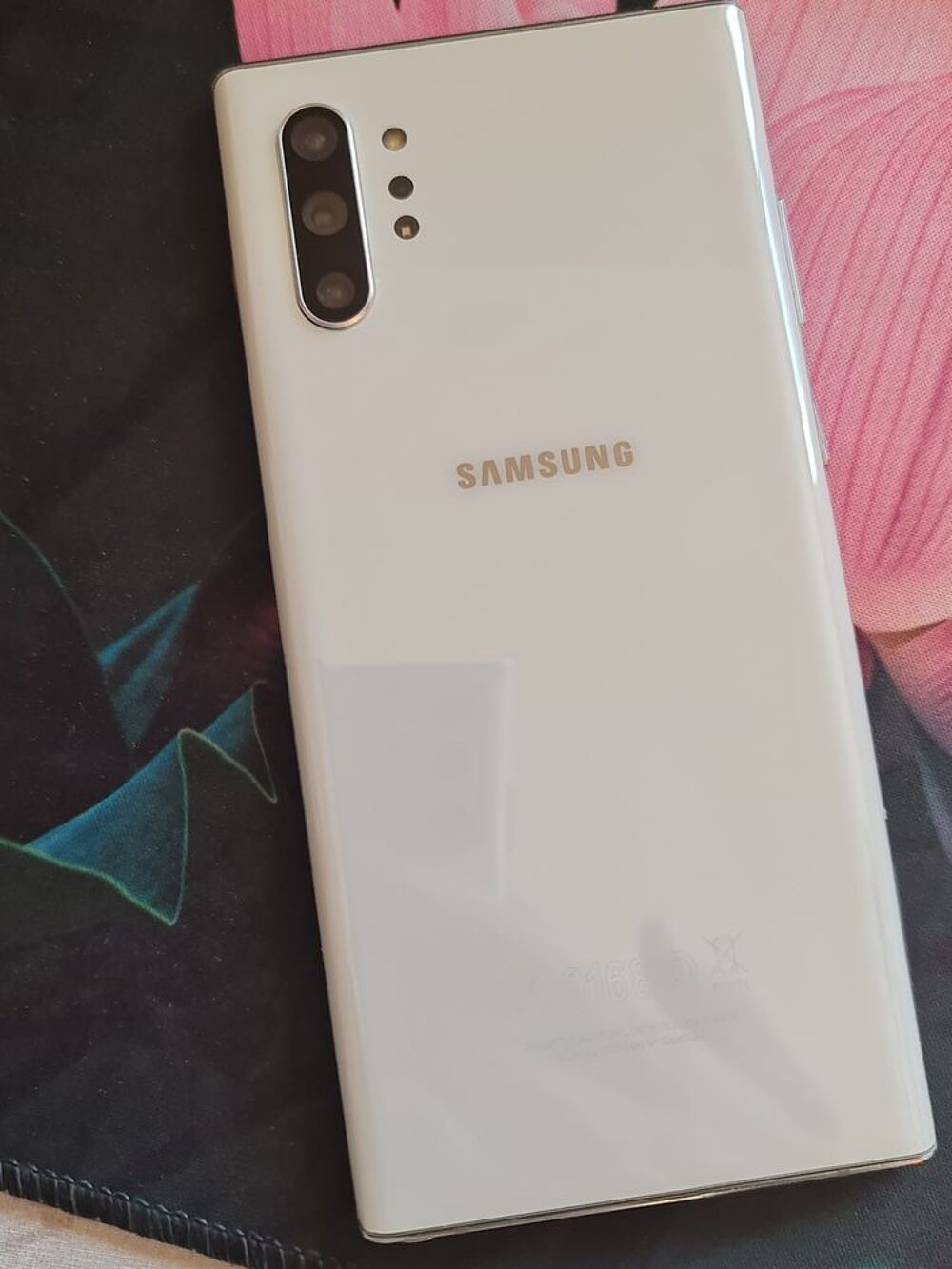 Smartphone SAMSUNG Galaxy Note 10+ 256Go quasi neuf Matériel informatique