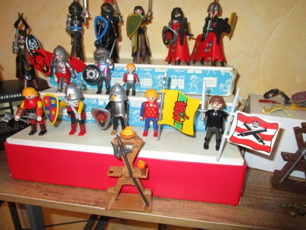 PLAYMOBIL MOYEN CHEVALIER Jeux / jouets