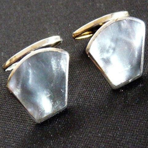 Boutons de Manchette (paire) g�om�triques en M�tal Dor� 18 Gravelines (59)