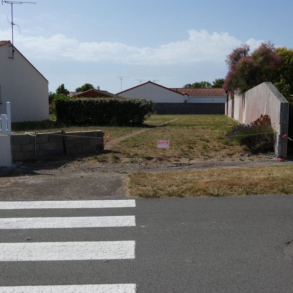Vente Terrain d'un terrain constructible Les bordes