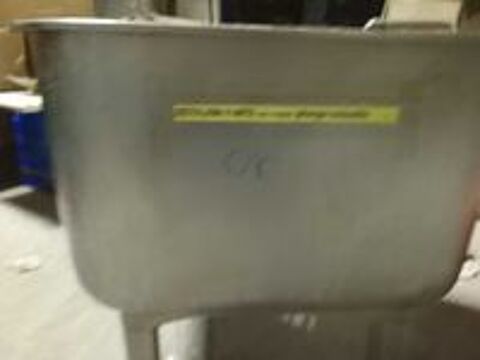   bac roulant inox 200L 