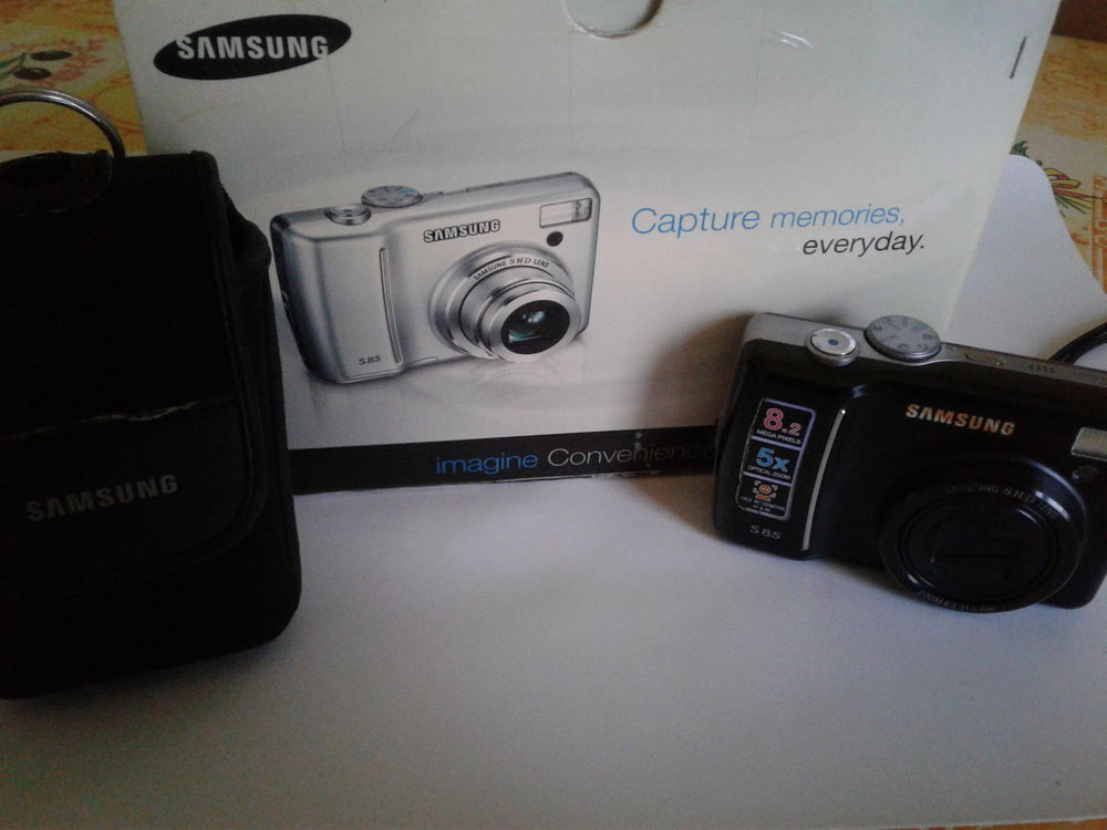appareil photo Samsung S 85. Photos/Video/TV