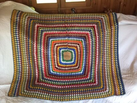 Couverture seventies en laine 15 Villenave-de-Rions (33)