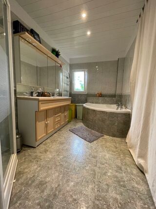  Maison � vendre 8 pi�ces 185 m�
