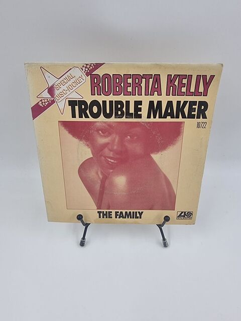 Vinyle 45 tours Roberta Kelly : Trouble Maker / The Family 1 Vulbens (74)