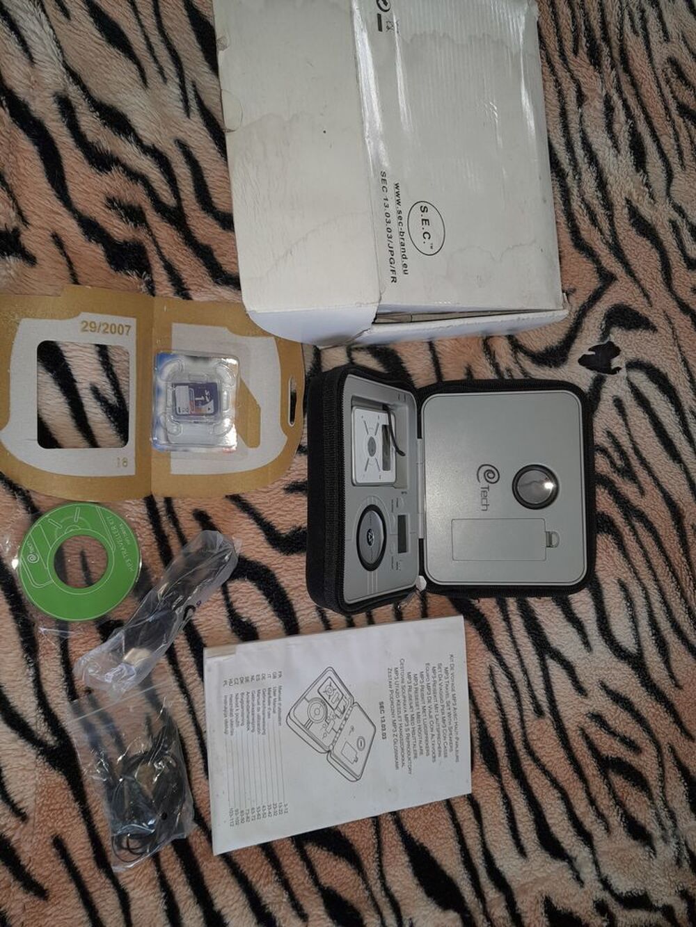 Kit de voyage MP3 Téléphones et tablettes