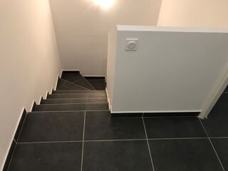  Appartement à louer 4 pièces 90 m² Vitrolles
