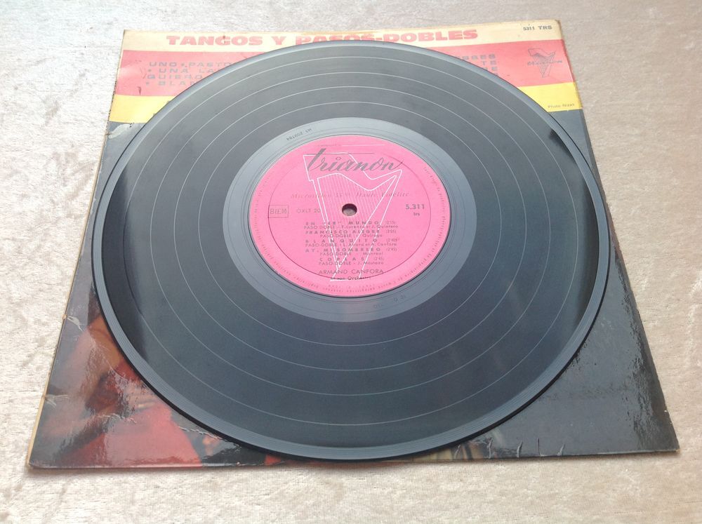 TANGOS Y PASOS DOBLES ARMANDO CANFORA/MOLENDO LLANOS Envoi P CD et vinyles