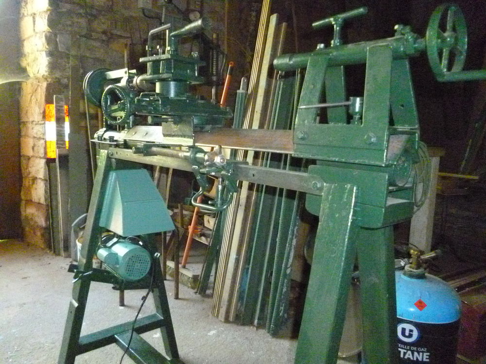 Tour &agrave; m&eacute;taux artisan Bricolage