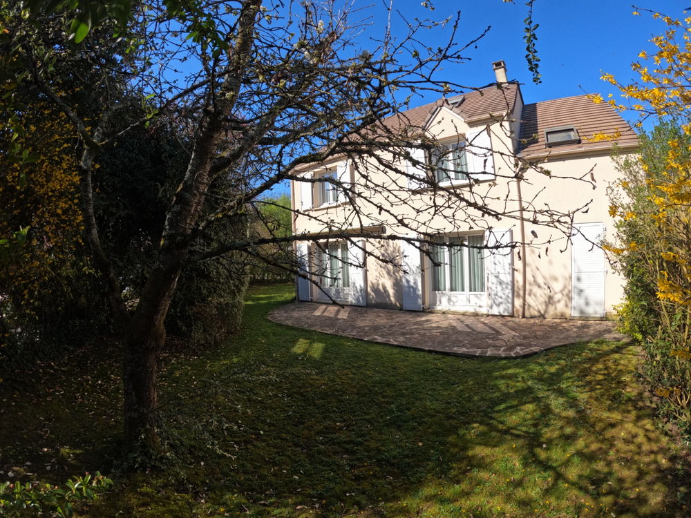 Vente Maison Maison 6 pièces 160m2 proche de toutes commodités Boussy-saint-antoine