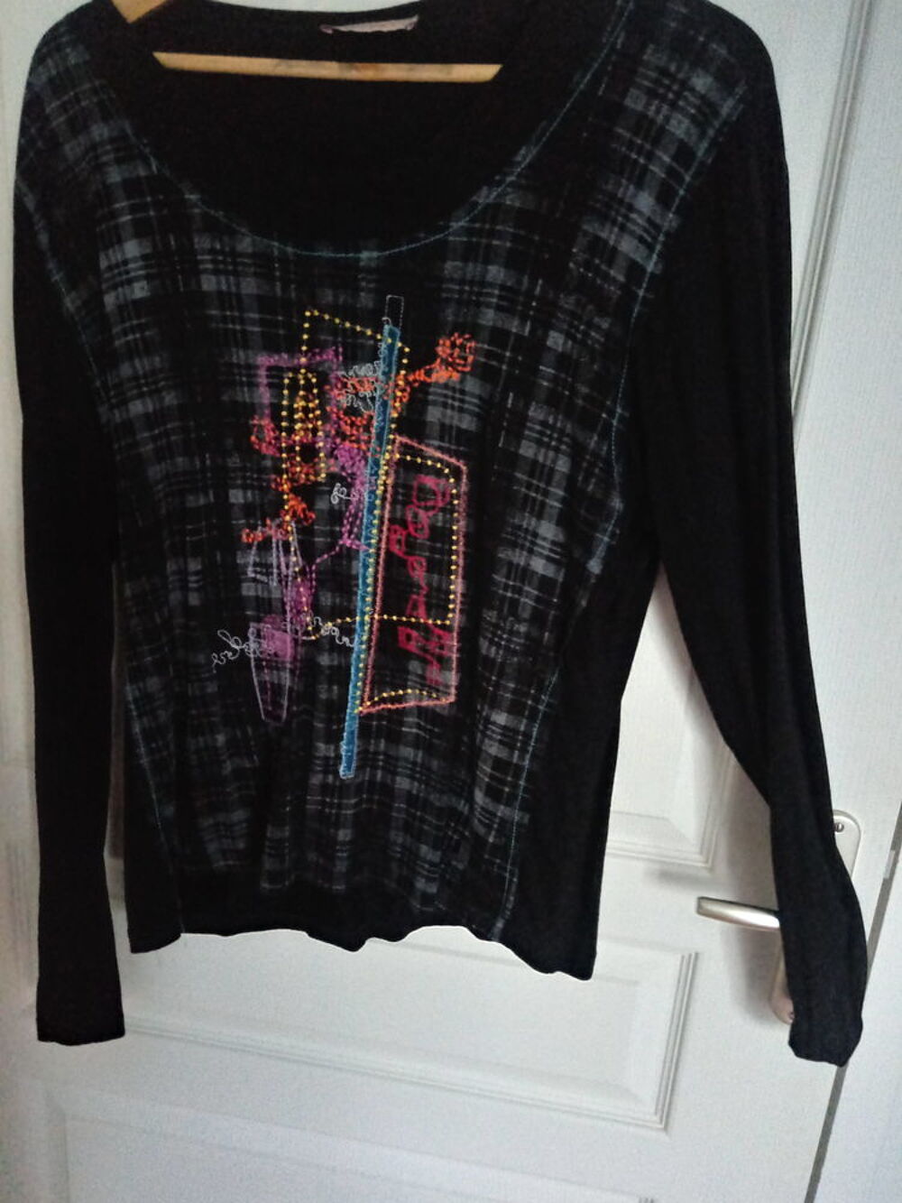 T shirt manches longues Vêtements