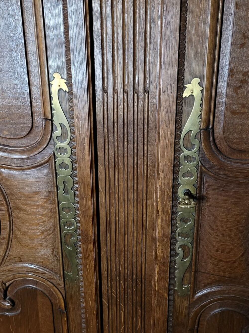 Armoire normande en ch&ecirc;ne parfait &eacute;tat Meubles