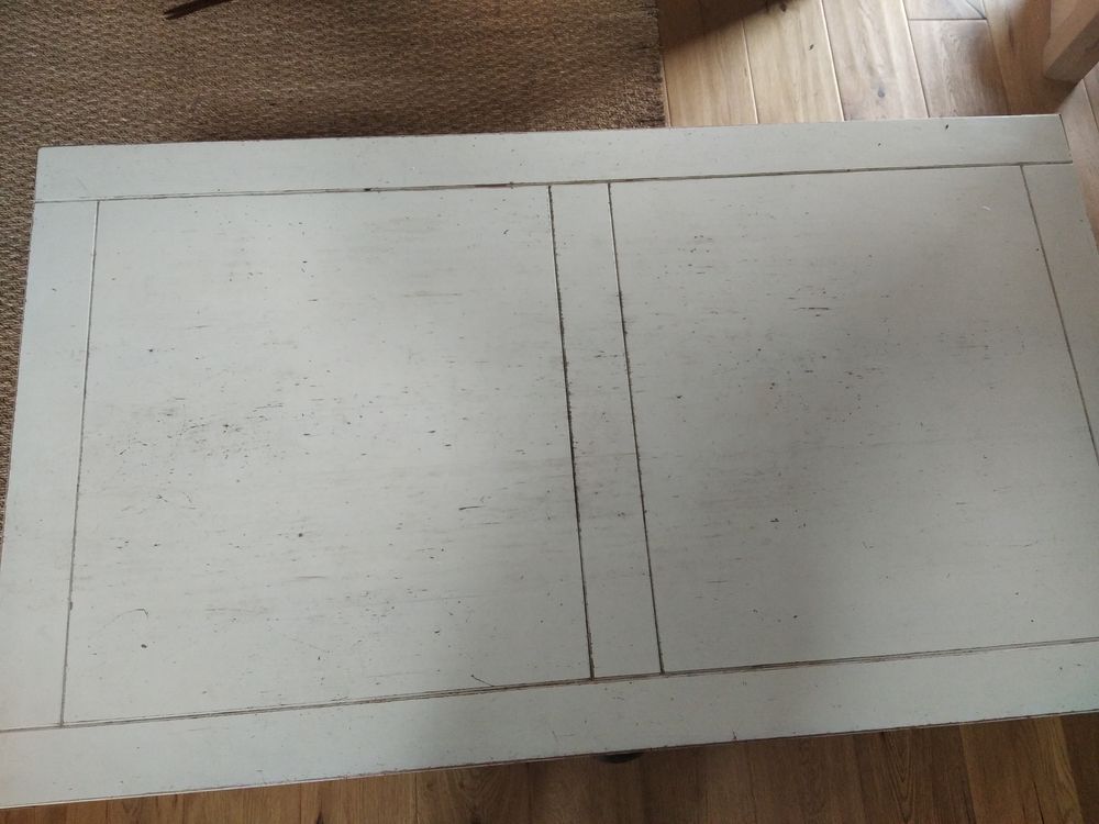 Table basse de salon en bois massif Meubles