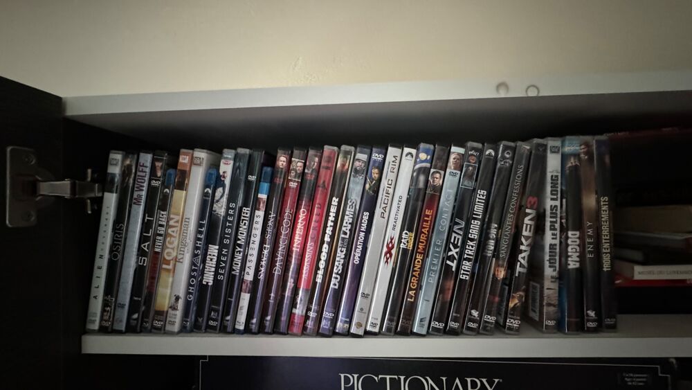 Lot de 1.000 DVD&amp;BlueRay avec lecteur BluRay Audio et hifi