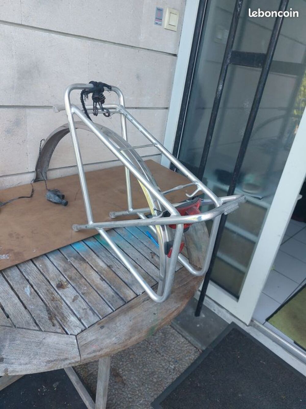 grand porte bagages arri&egrave;re aluminium Vélos