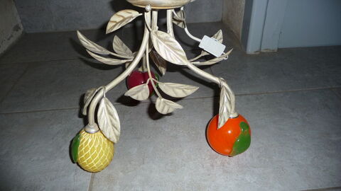 Lustre suspension luminaire plafonnier - Motifs de fruits 35 Fleury-les-Aubrais (45)