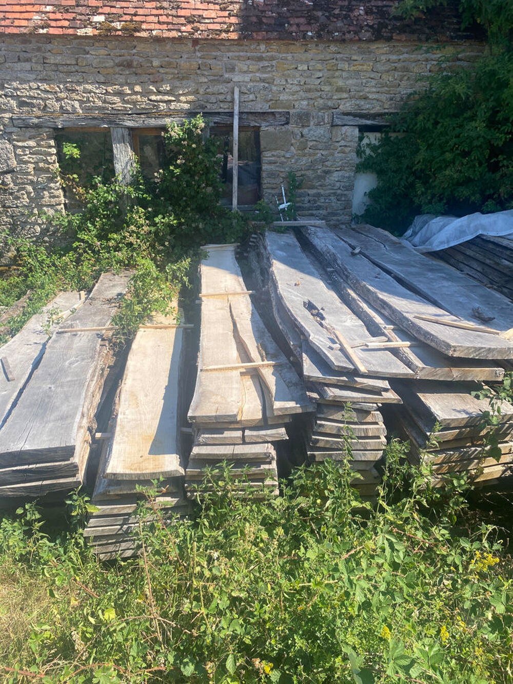 PLOTS DE CH&Euml;NE. Meubles