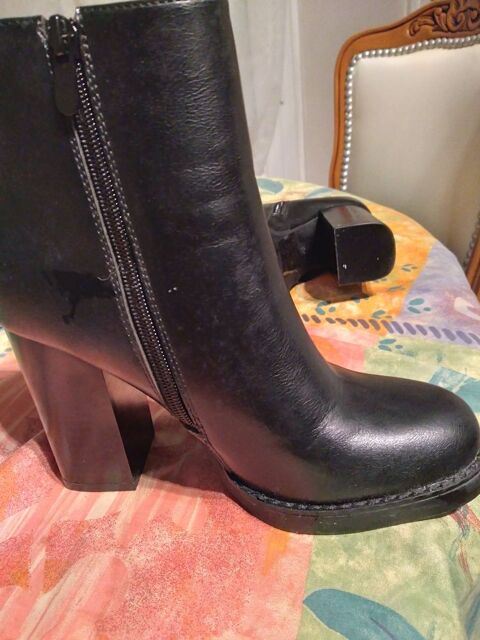BOTTINES CUIR NOIR Eu (76)