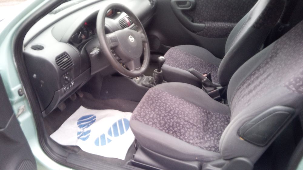 Corsa 1.4i 16V El&eacute;gance 2002 occasion 43000 Polignac