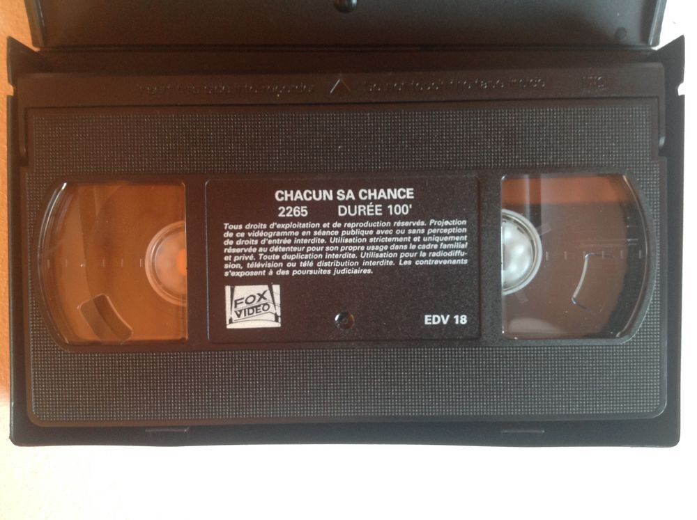 CHACUN SA CHANCE NICK NOLTE &amp; DEBRA WINGER K7 Envoi possible DVD et blu-ray