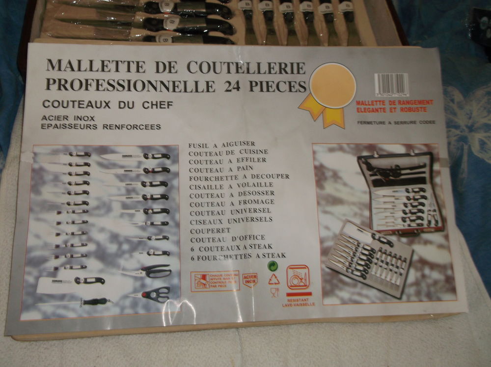 Mallette de coutellerie professionnelle 24 pi&egrave;ces en acier Electroménager