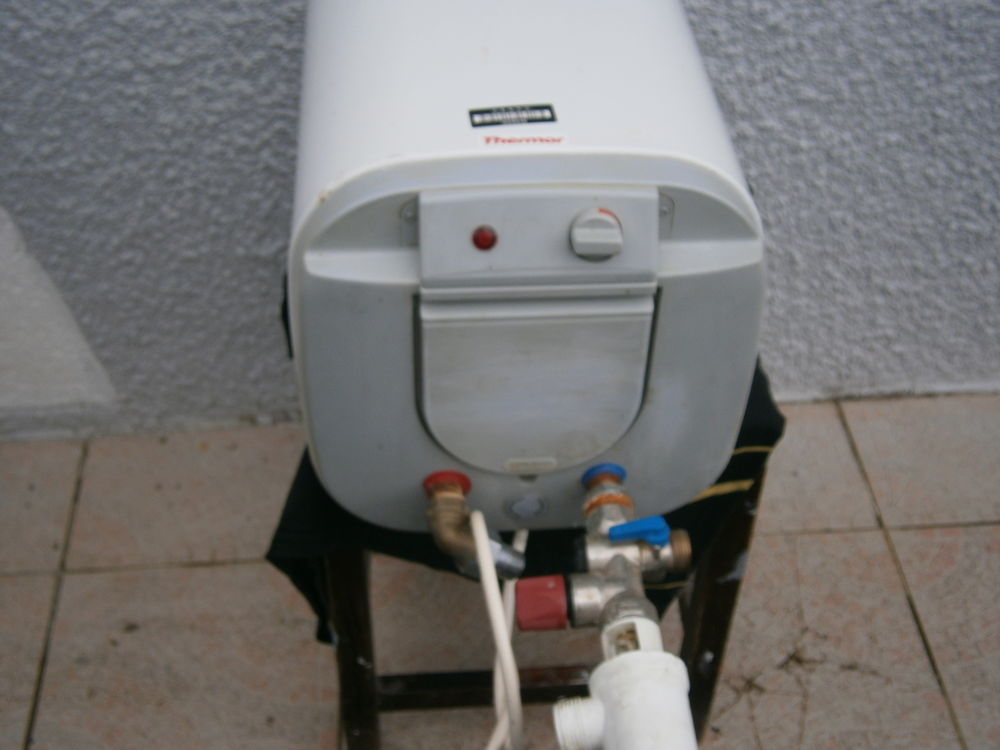 CHAUFFEAU SOUS EVIER 15 LITRES Bricolage