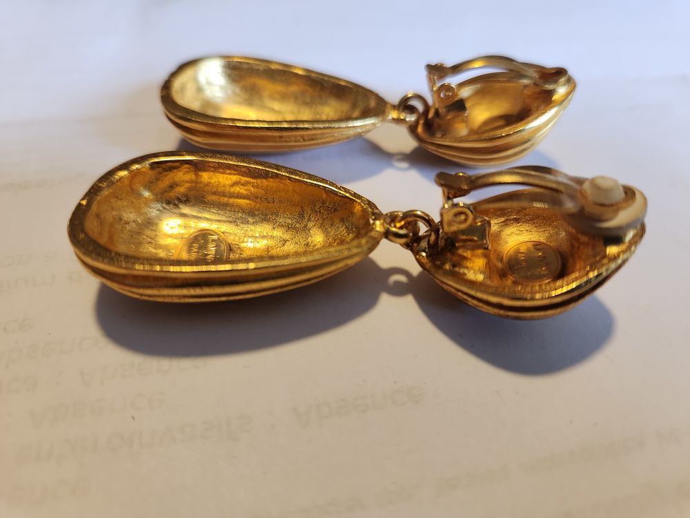 BO Clip stri&eacute;e LANVIN pendante dor&eacute;e Bijoux et montres