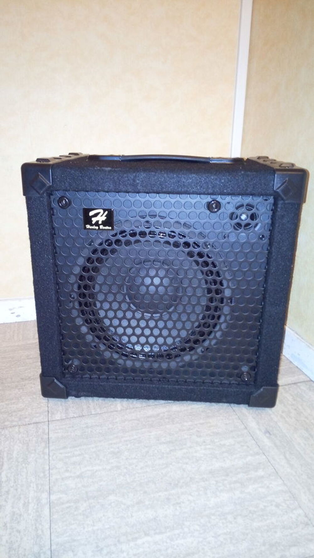 A saisir baffle basse. Instruments de musique
