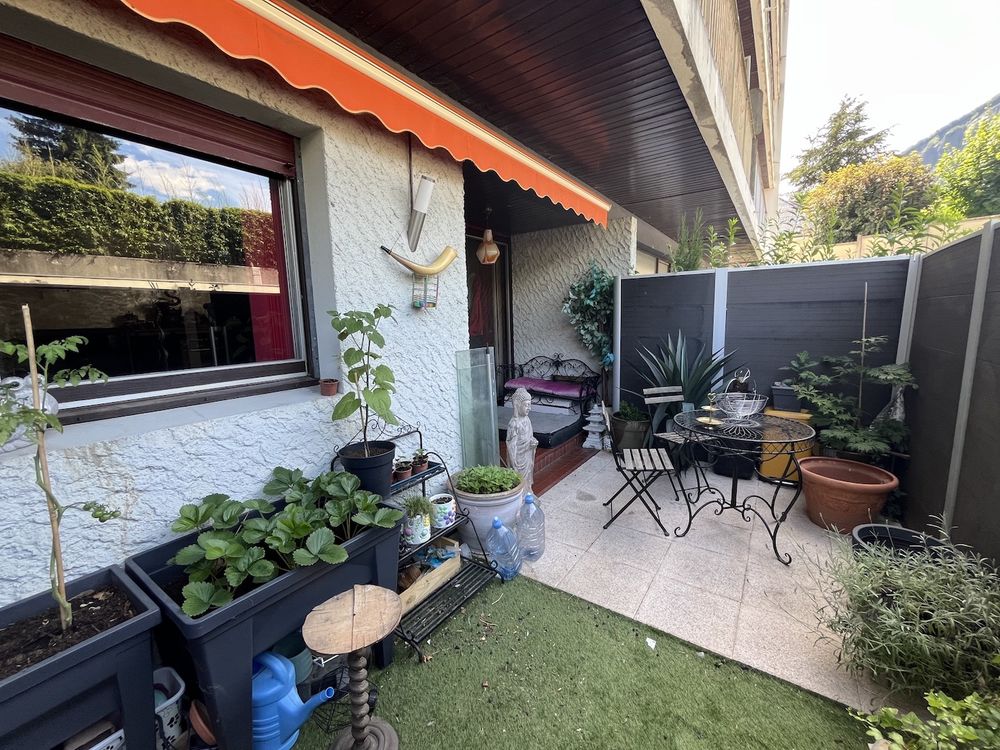 Vente Appartement SAINT JEAN DE MAURIENNE A proximité du centre ville Très agréable T3 69 m2 doté d'une belle terrasse au calme orientée plein sud et sans vis à vis Saint-jean-de-maurienne