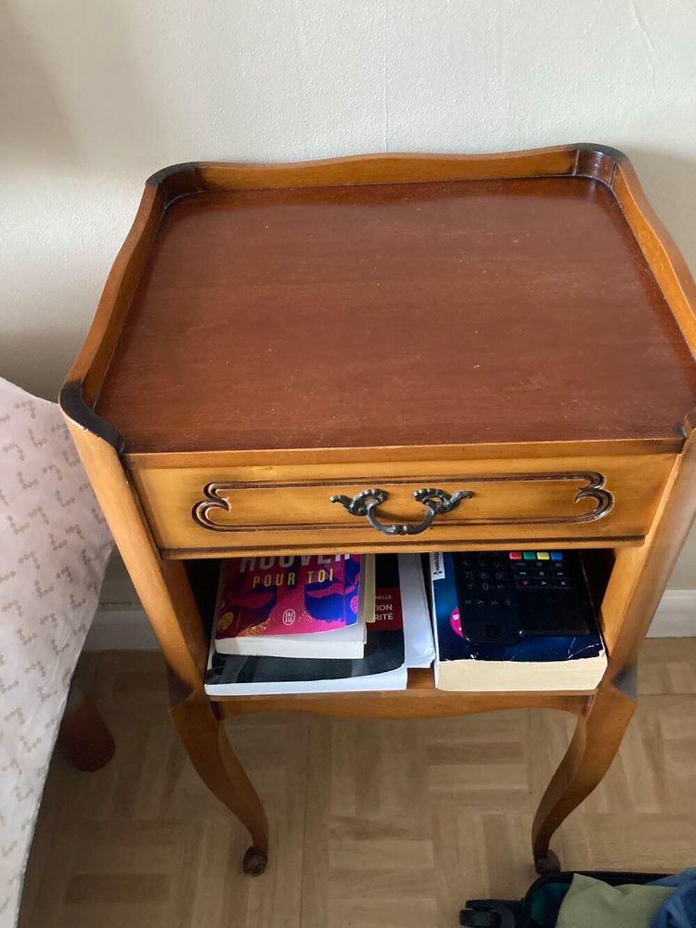 armoire chambre et 2 chevets Meubles
