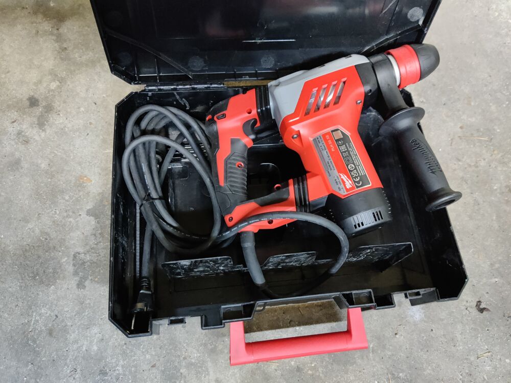 Perfo Milwaukee Bricolage