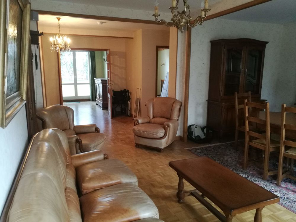 Canap&eacute; fixe 3 places cuir beige et bois bon &eacute;tat Meubles