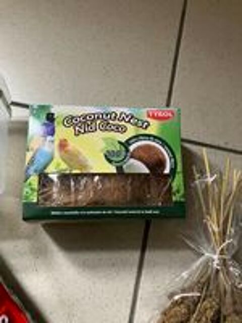   Au d�tail pour oiseaux, sable ,graine , millet 