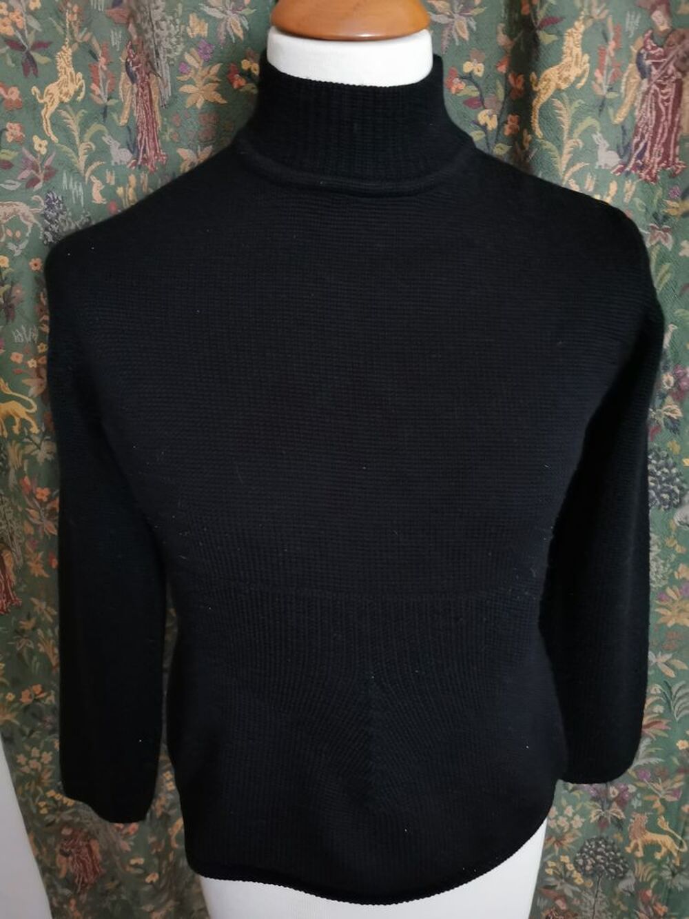 Pull noir col chemin&eacute;e 42 Vêtements