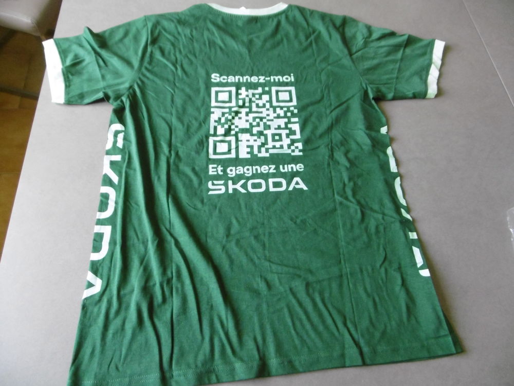 T-shirt SKODA Tour de FRANCE+ancienne casquette neuve SKODA 